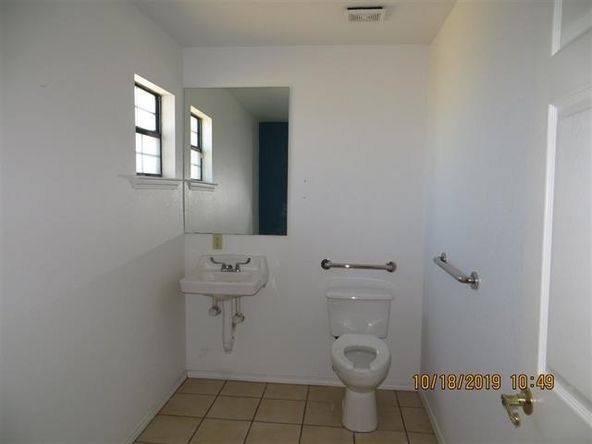 Commercial/Industrial Office: 206 Western Dr, Del Rio, TX 78840